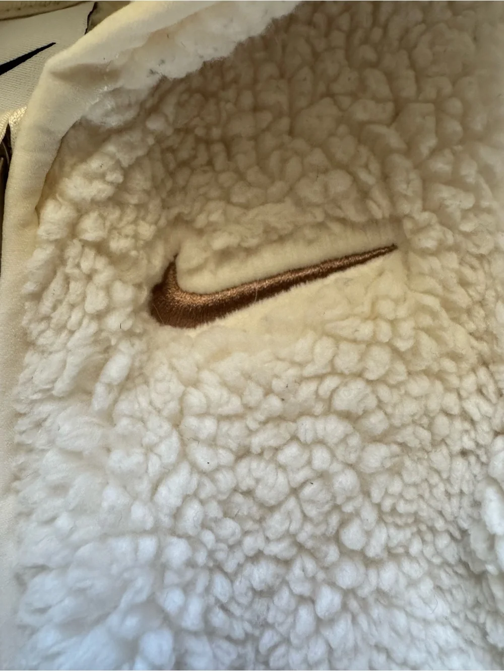 Nike Cream Sherpa Baby Hooded Fluffy Zip Up One Piece Embroidered Check Logo 3M